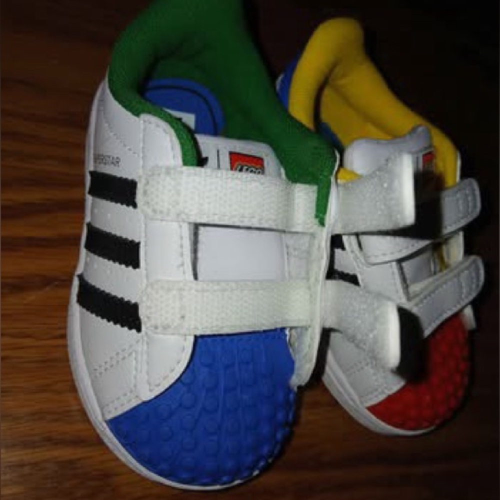 Adidas Lego Design Sneakers with Velcro Straps - Picture 3 of 6